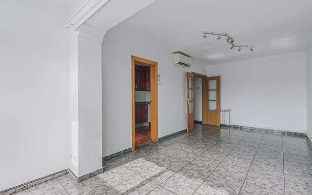 3 soveværelse Penthouse til salg i Castelldefels - € 349.000 (Ref: 9972304)