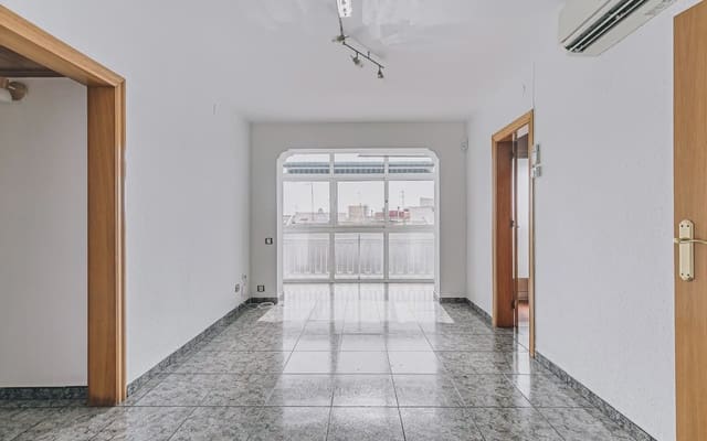 3 soveværelse Penthouse til salg i Castelldefels - € 349.000 (Ref: 9972304)