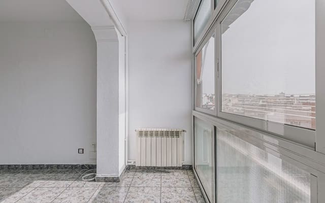 3 soveværelse Penthouse til salg i Castelldefels - € 349.000 (Ref: 9972304)