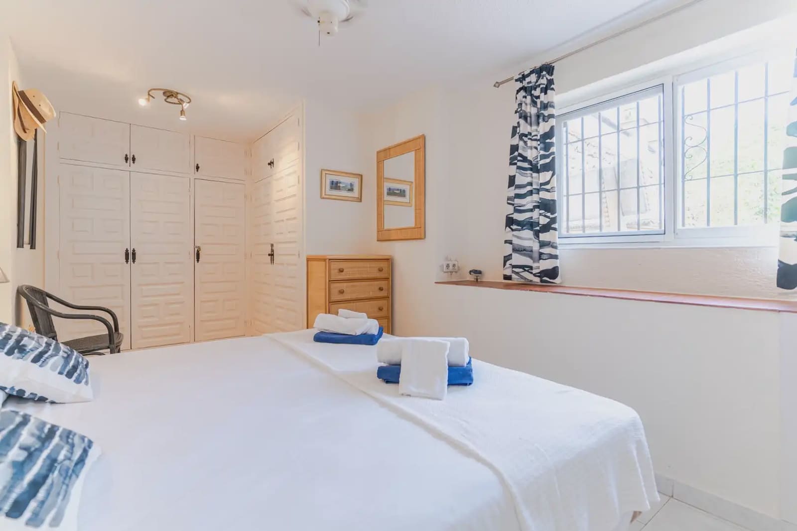 3 soverom Villa til salgs i Salobrena med svømmebasseng garasje - € 705 000 (Ref: 9972305)