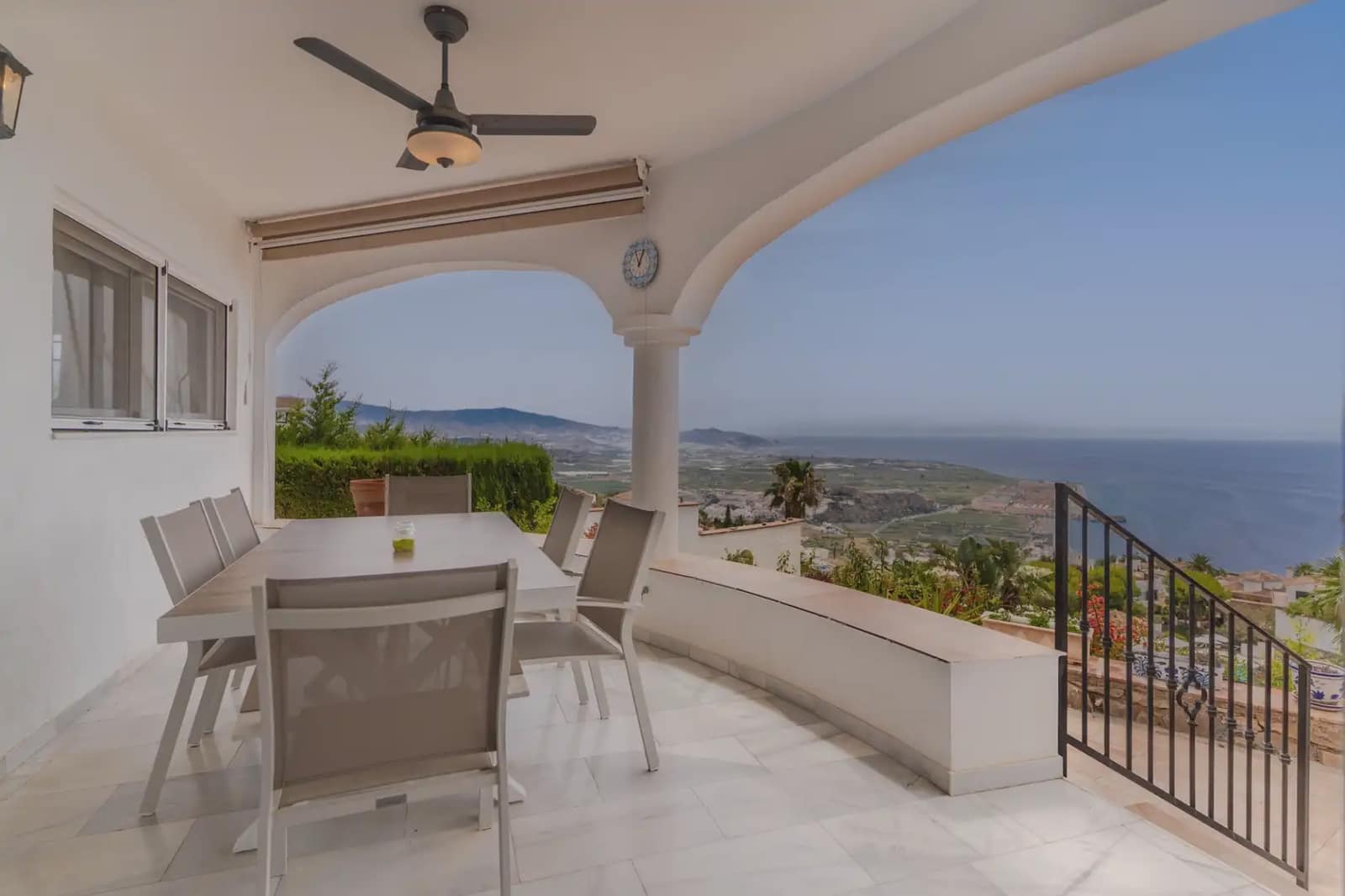 3 Zimmer Villa zu verkaufen in Salobrena mit Pool Garage - 705.000 € (Ref: 9972305)