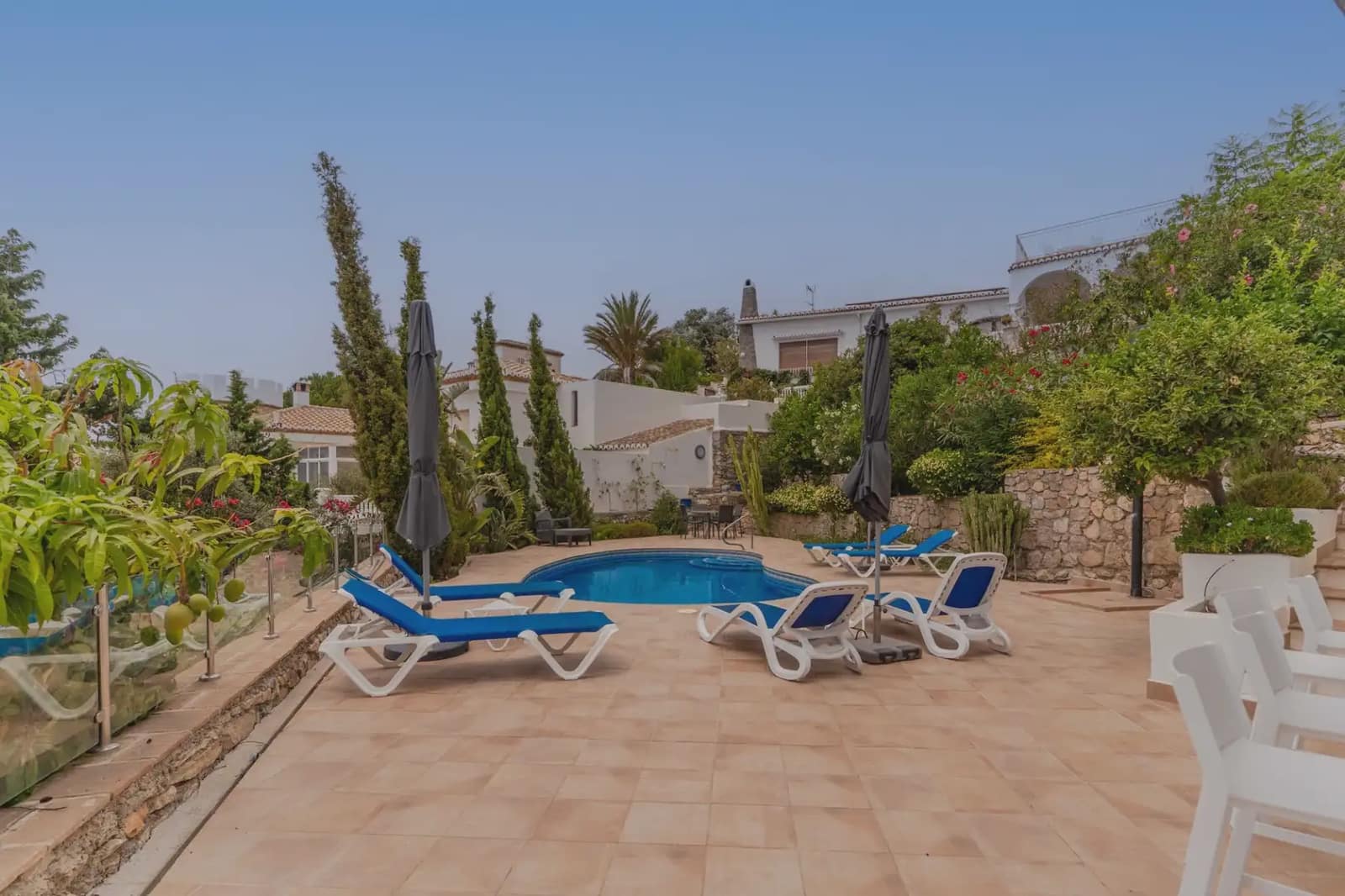 3 Zimmer Villa zu verkaufen in Salobrena mit Pool Garage - 705.000 € (Ref: 9972305)