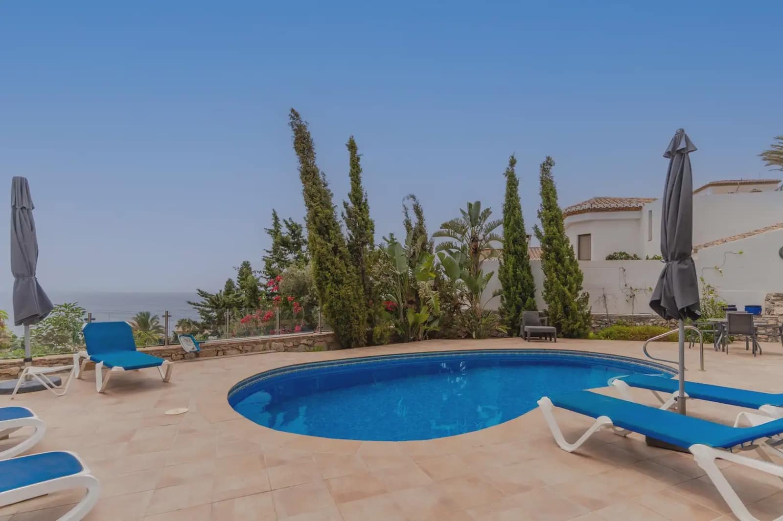 3 Zimmer Villa zu verkaufen in Salobrena mit Pool Garage - 705.000 € (Ref: 9972305)