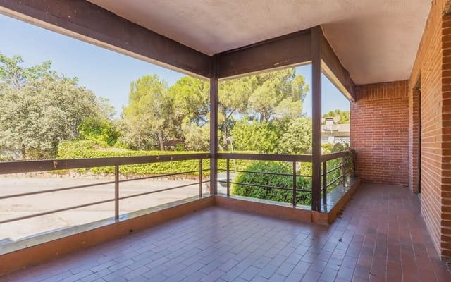 4 soveværelse Lejlighed til salg i Hoyo de Manzanares med garage - € 390.000 (Ref: 9977662)