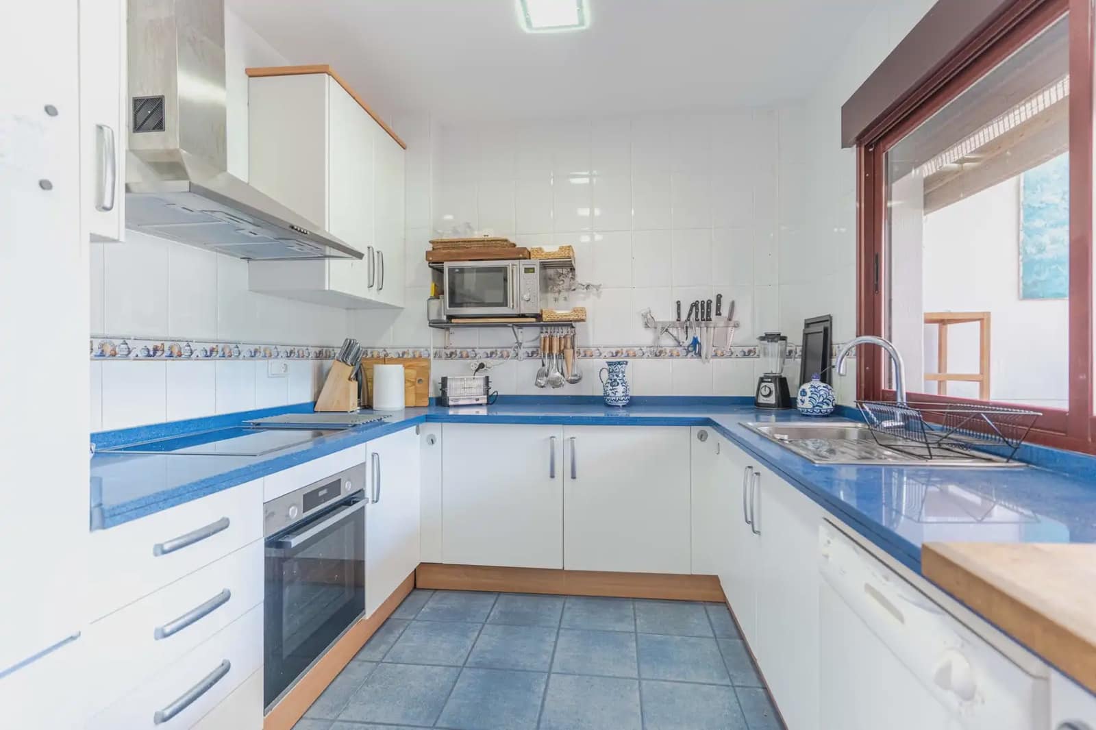 Adosado de 4 habitaciones en Motril en venta con piscina garaje - 550.000 € (Ref: 9978039)