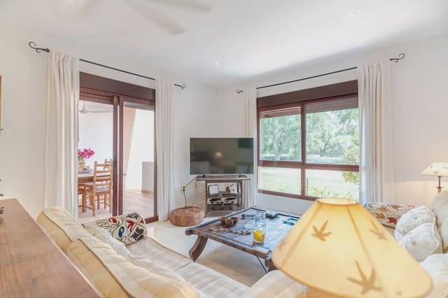 Adosado de 4 habitaciones en Motril en venta con piscina garaje - 550.000 € (Ref: 9978039)
