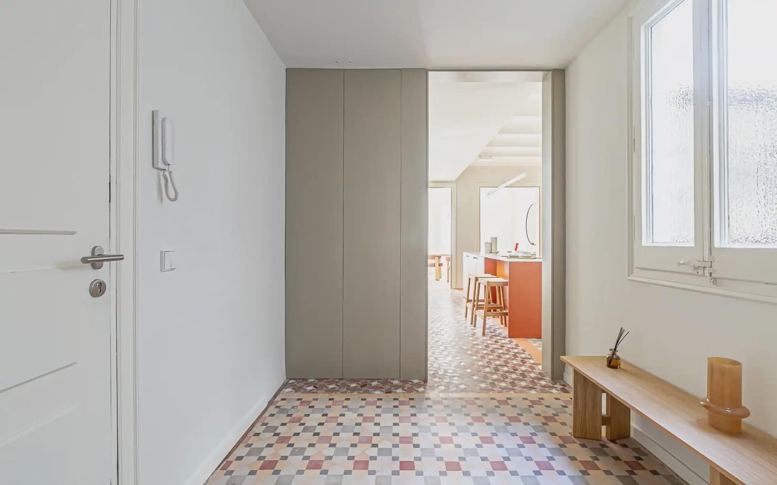 3 soveværelse Lejlighed til salg i Barcelona by - € 850.000 (Ref: 9993683)
