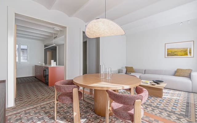 3 soveværelse Lejlighed til salg i El Barri Gòtic, Barcelona by - € 850.000 (Ref: 9993683)