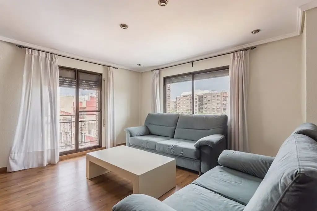 3 Zimmer Wohnung zu verkaufen in Valencia Stadt - 389.000 € (Ref: 9996324)