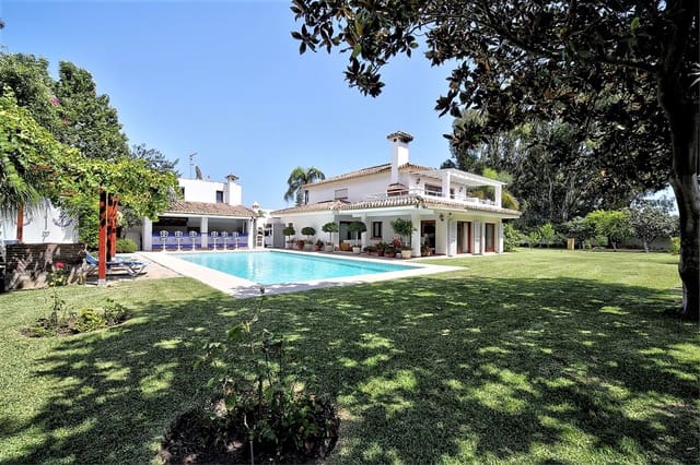 5 soveværelse Villa til salg i Costalita, Estepona - € 2.400.000 (Ref: 8517783)