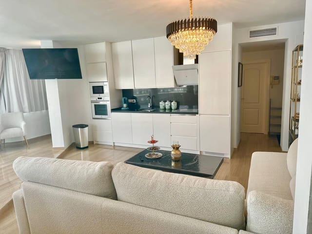 3 Zimmer Apartment zu verkaufen in Benalmadena Costa, Benalmádena - 745.000 € (Ref: 8710311)
