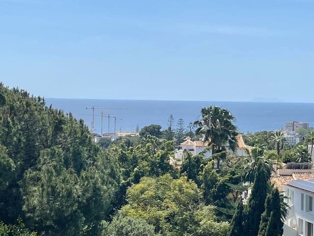 Building Plot for sale in El Rosario, Marbella - € 750,000 (Ref: 8927058)