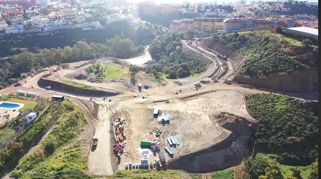 Bauplatz zu verkaufen in Torreblanca, Fuengirola - 8.850.000 € (Ref: 9037362)