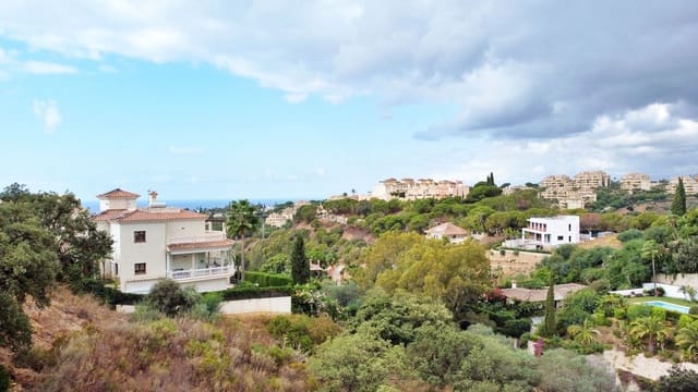 Building Plot for sale in Elviria, Marbella - € 325,000 (Ref: 9130735)