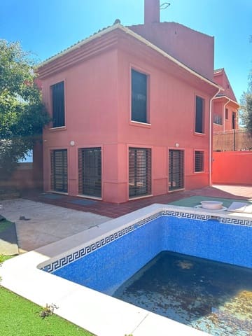 4 soveværelse Semi-Rækkehus til salg i Benalmádena - € 495.000 (Ref: 9161400)