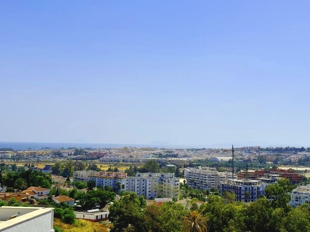 Building Plot for sale in Nueva Andalucia, Marbella - € 995,000 (Ref: 9184060)