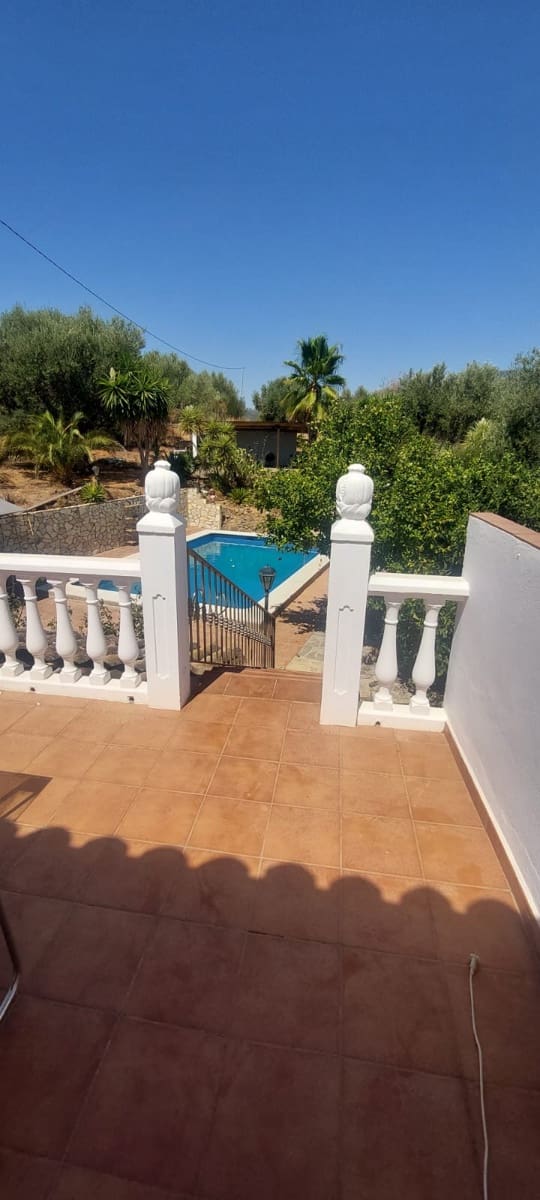 3 slaapkamer Villa te koop in Riogordo met zwembad garage - € 360.000 (Ref: 8920860)