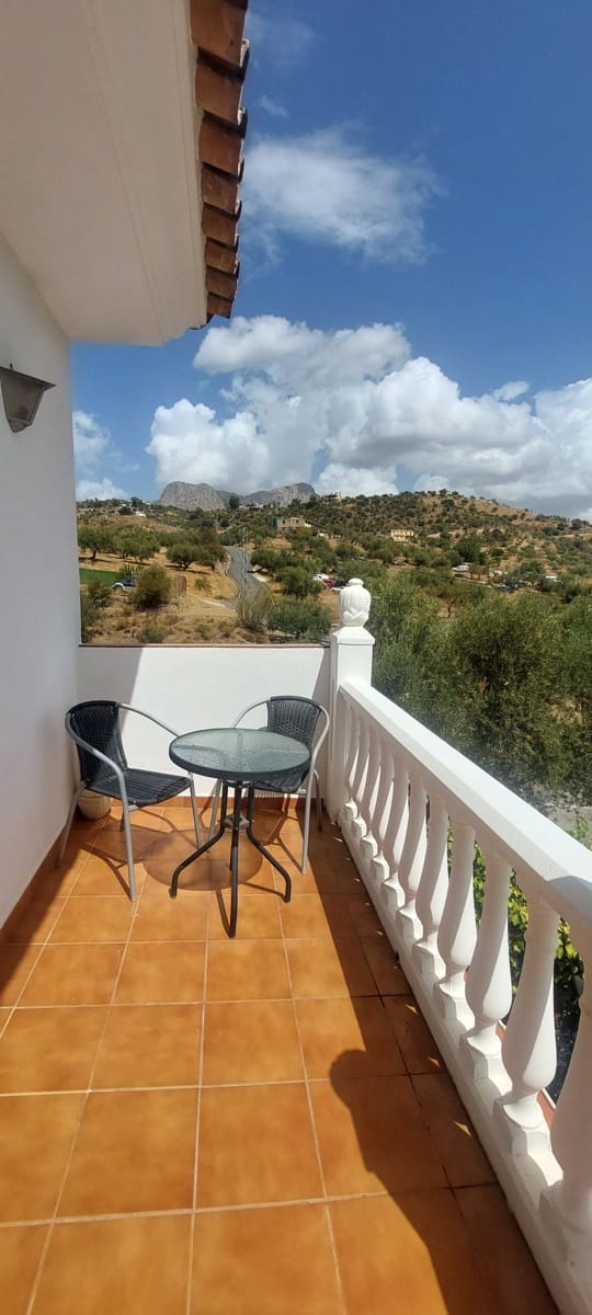 3 slaapkamer Villa te koop in Riogordo met zwembad garage - € 360.000 (Ref: 8920860)