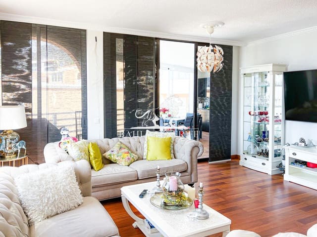 Chalet de 5 habitaciones en San Eugenio Alto, Adeje en venta con garaje - 625.000 € (Ref: 8543317)