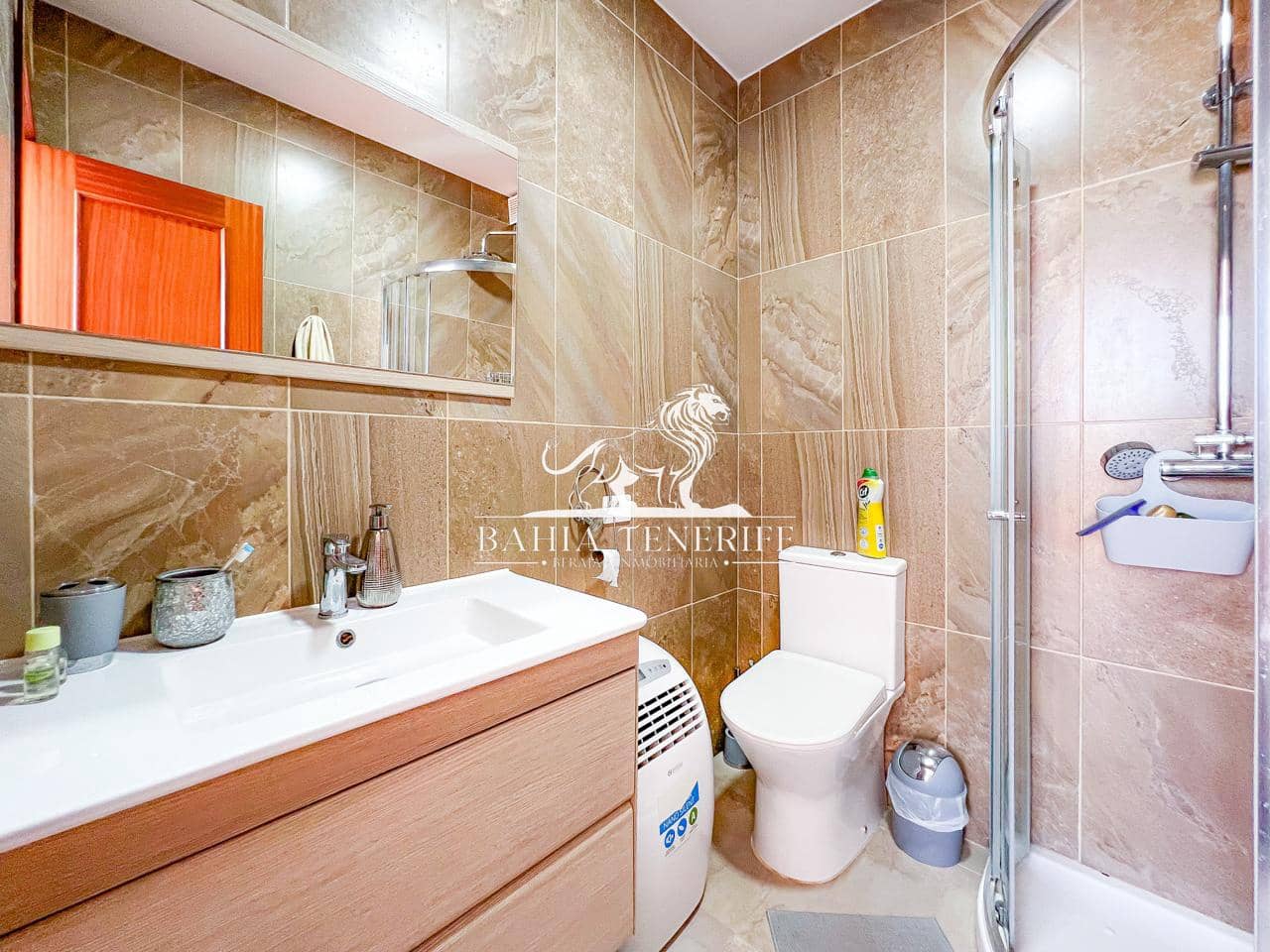 5 slaapkamer Villa te koop in Costa Adeje met garage - € 625.000 (Ref: 8543317)