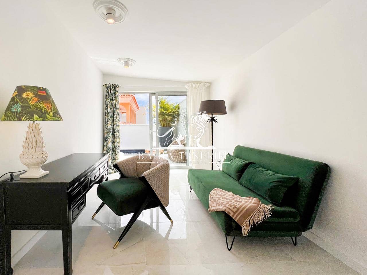 4 soveværelse Villa til salg i Adeje med swimmingpool garage - € 1.390.000 (Ref: 8546426)