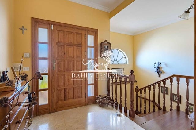 5 slaapkamer Villa te koop in El Sauzal met zwembad - € 1.290.000 (Ref: 8553068)