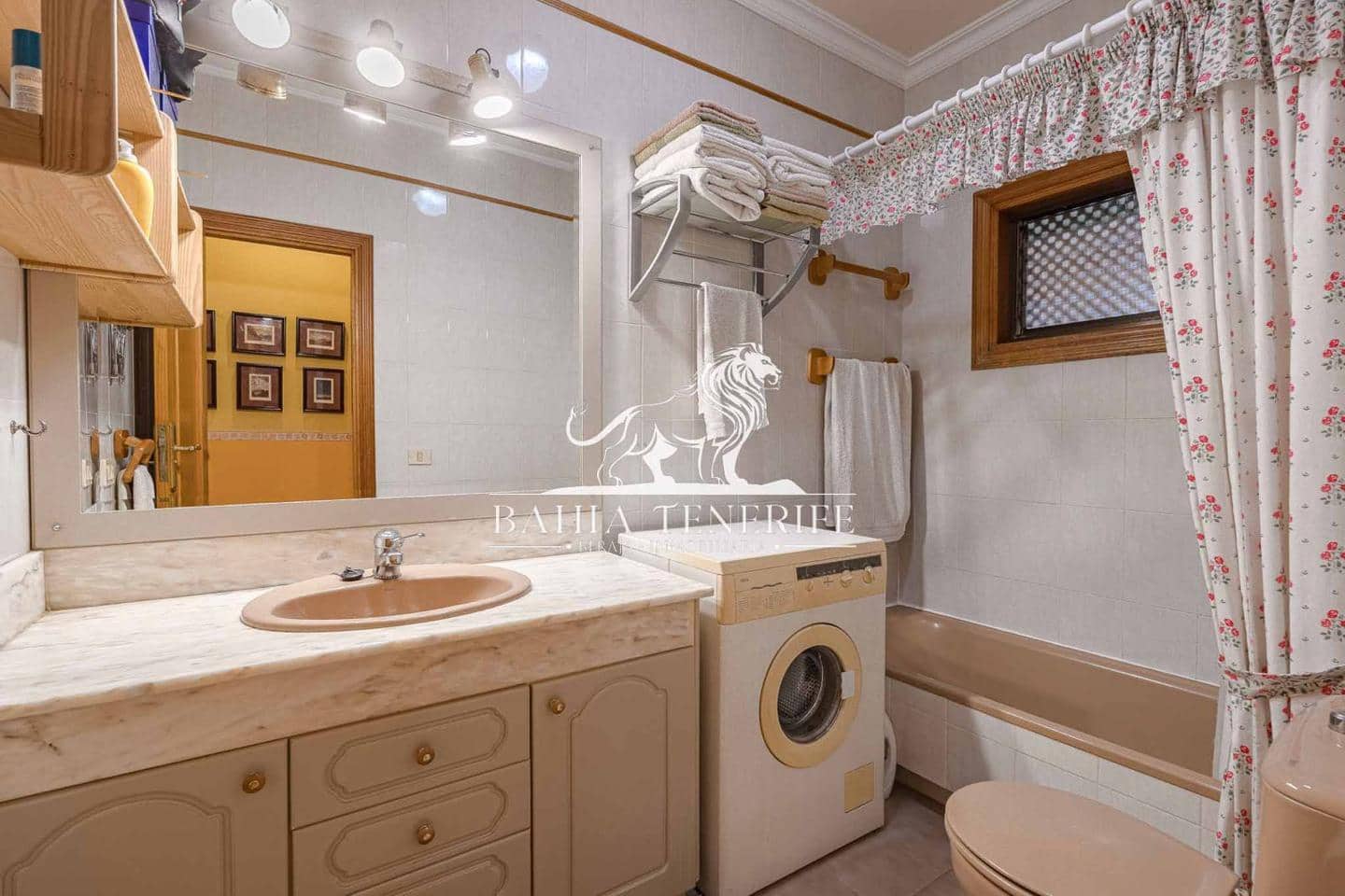 5 soveværelse Villa til salg i El Sauzal med swimmingpool - € 1.290.000 (Ref: 8553068)