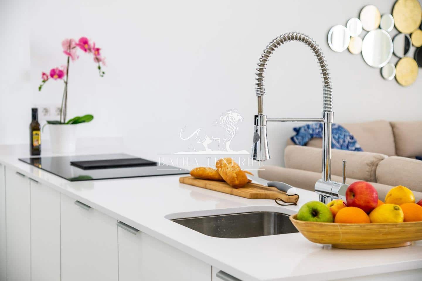 3 soverom Leilighet til salgs i Los Cristianos - € 759 000 (Ref: 8568963)