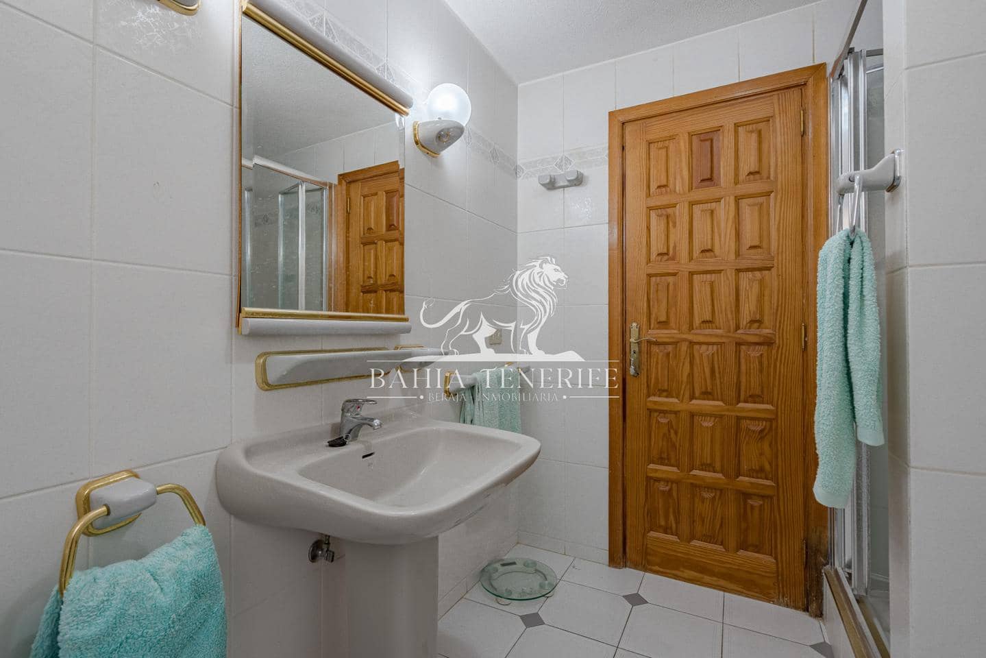 4 soveværelse Villa til salg i Chayofa med swimmingpool - € 775.000 (Ref: 8609601)