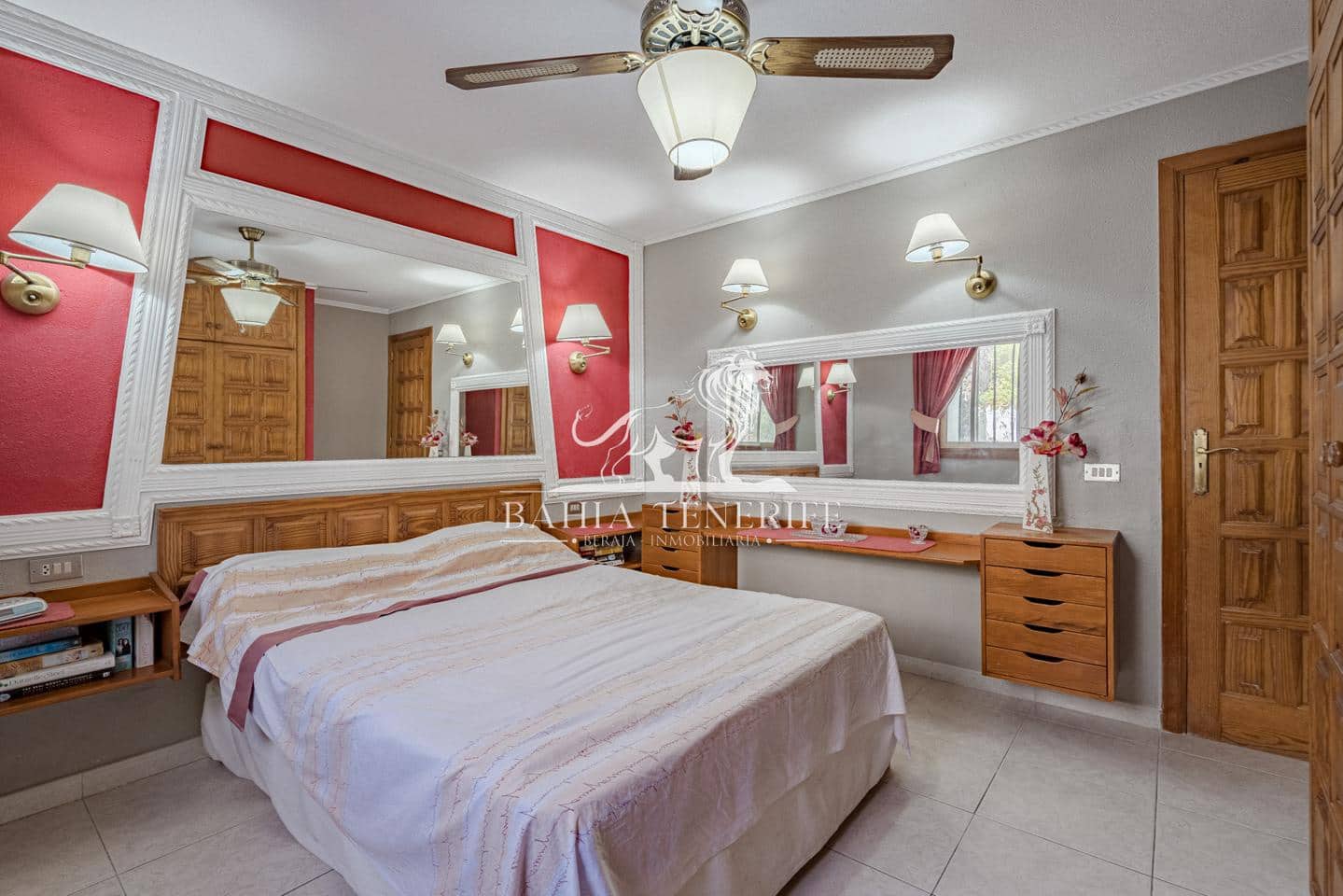 4 soveværelse Villa til salg i Chayofa med swimmingpool - € 775.000 (Ref: 8609601)