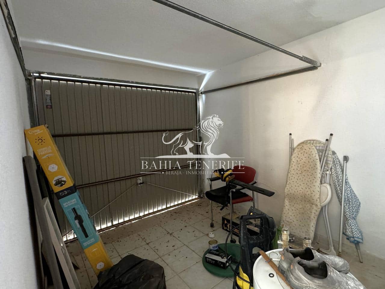 4 soveværelse Villa til salg i Chayofa med swimmingpool - € 775.000 (Ref: 8609601)