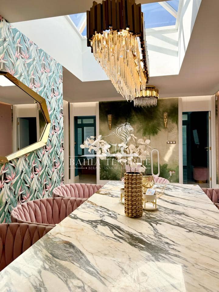 4 soveværelse Villa til salg i El Madronal med swimmingpool garage - € 1.499.000 (Ref: 8866175)