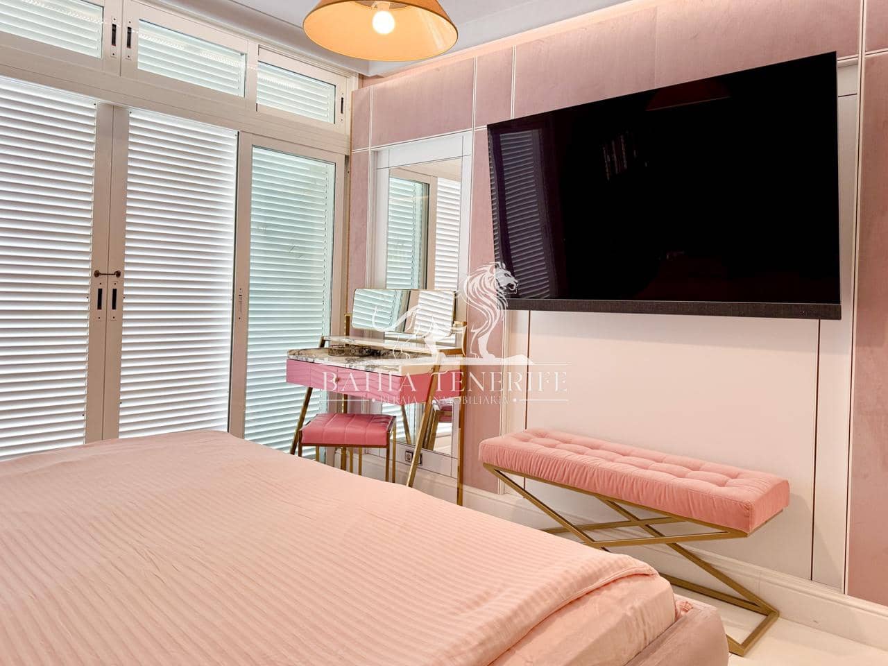 4 soveværelse Villa til salg i El Madronal med swimmingpool garage - € 1.499.000 (Ref: 8866175)