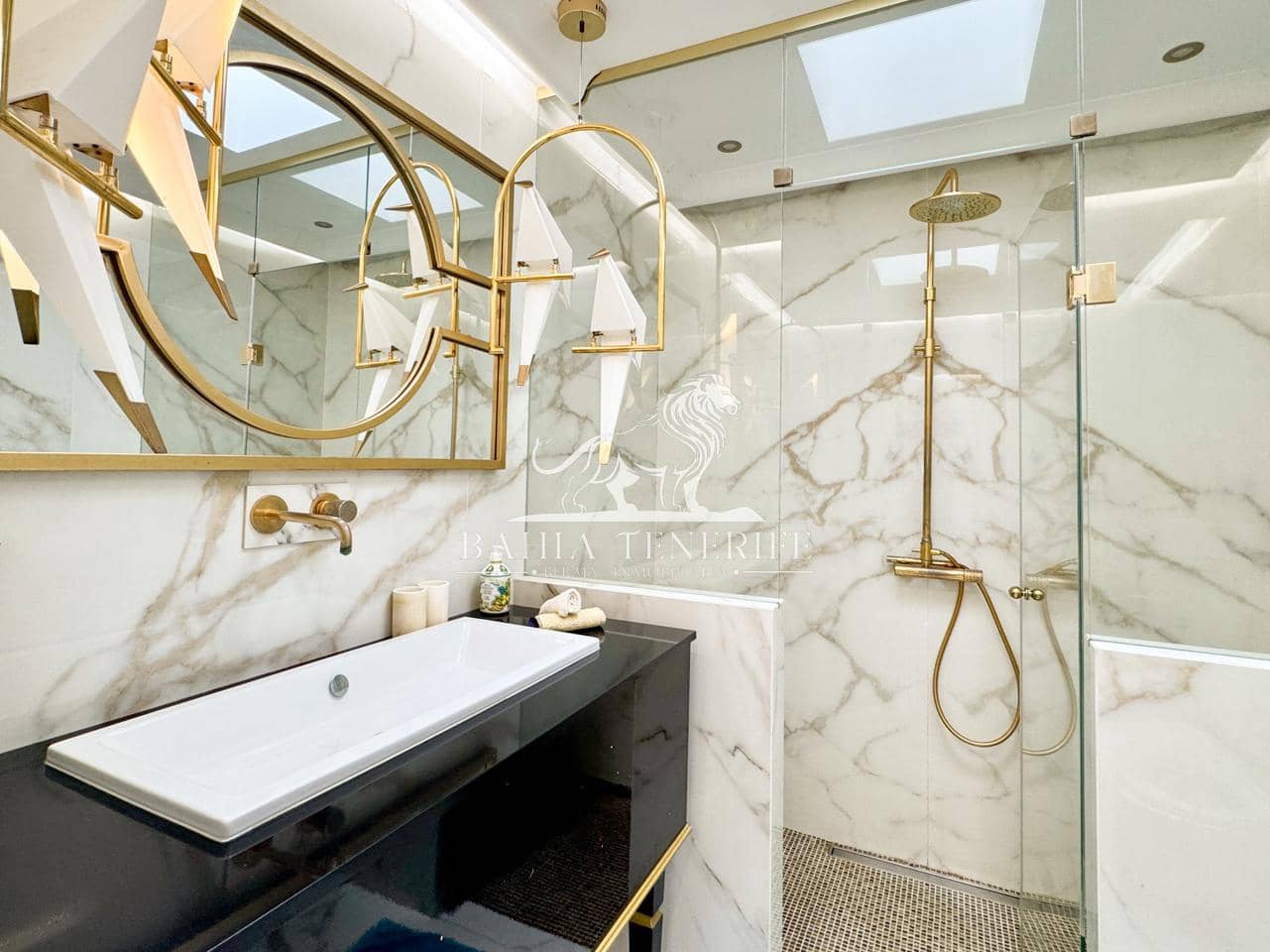 4 soveværelse Villa til salg i El Madronal med swimmingpool garage - € 1.499.000 (Ref: 8866175)