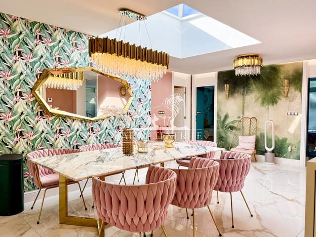 4 chambre Villa/Maison à vendre à El Madroñal, Adeje avec piscine garage - 1 499 000 € (Ref: 8866175)