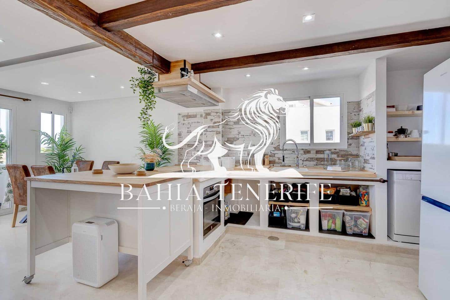 3 camera da letto Villa in vendita in Callao Salvaje con piscina - 480.000 € (Rif: 8966818)