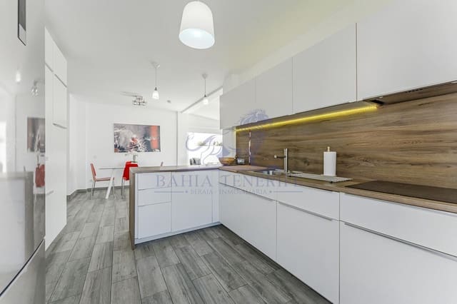 2 soverom Villa til salgs i Callao Salvaje, Adeje med svømmebasseng garasje - € 445 000 (Ref: 9000781)