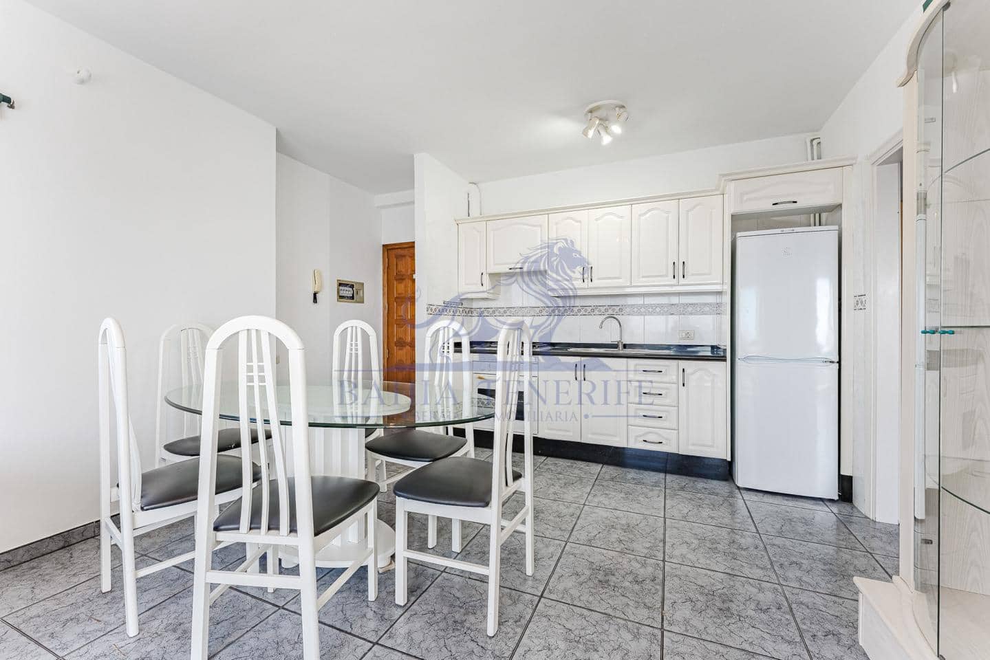 2 soverom Leilighet til salgs i Los Abrigos - € 290 000 (Ref: 9000782)