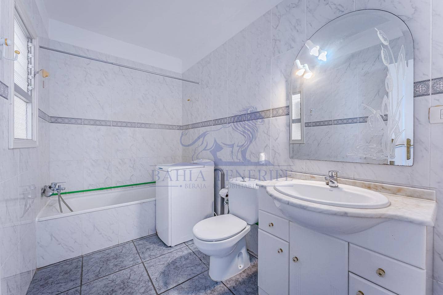 2 soverom Leilighet til salgs i Los Abrigos - € 290 000 (Ref: 9000782)