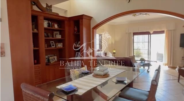 2 slaapkamer Villa te koop in Santiago del Teide met zwembad garage - € 1.100.000 (Ref: 9237906)