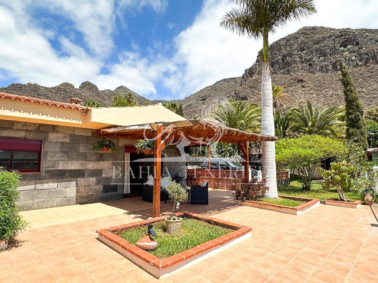 2 camera da letto Villa in vendita in Santiago del Teide con piscina garage - 1.100.000 € (Rif: 9237906)