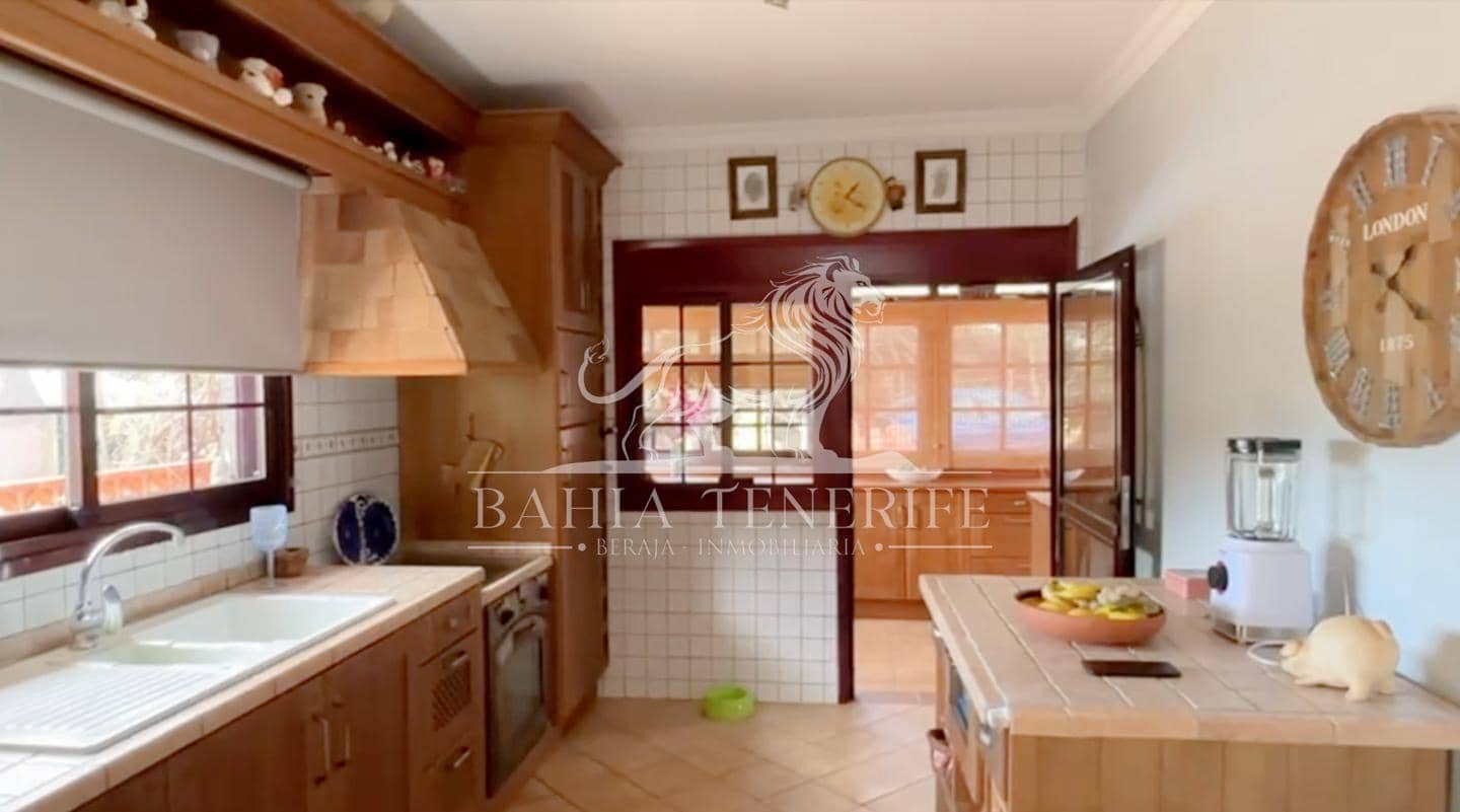 2 camera da letto Villa in vendita in Santiago del Teide con piscina garage - 1.100.000 € (Rif: 9237906)