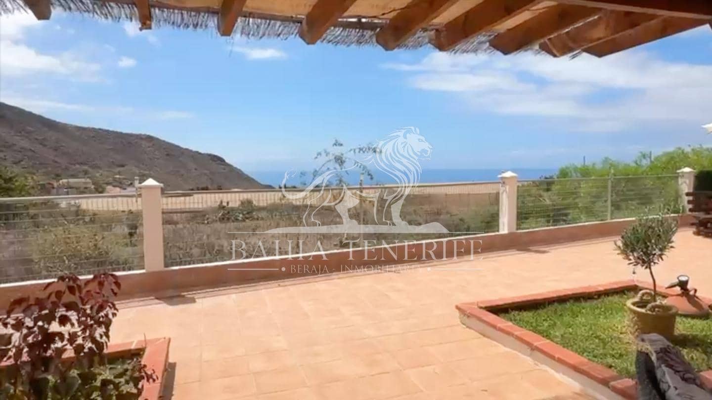 2 camera da letto Villa in vendita in Santiago del Teide con piscina garage - 1.100.000 € (Rif: 9237906)