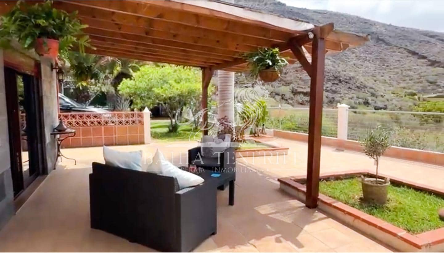 2 camera da letto Villa in vendita in Santiago del Teide con piscina garage - 1.100.000 € (Rif: 9237906)