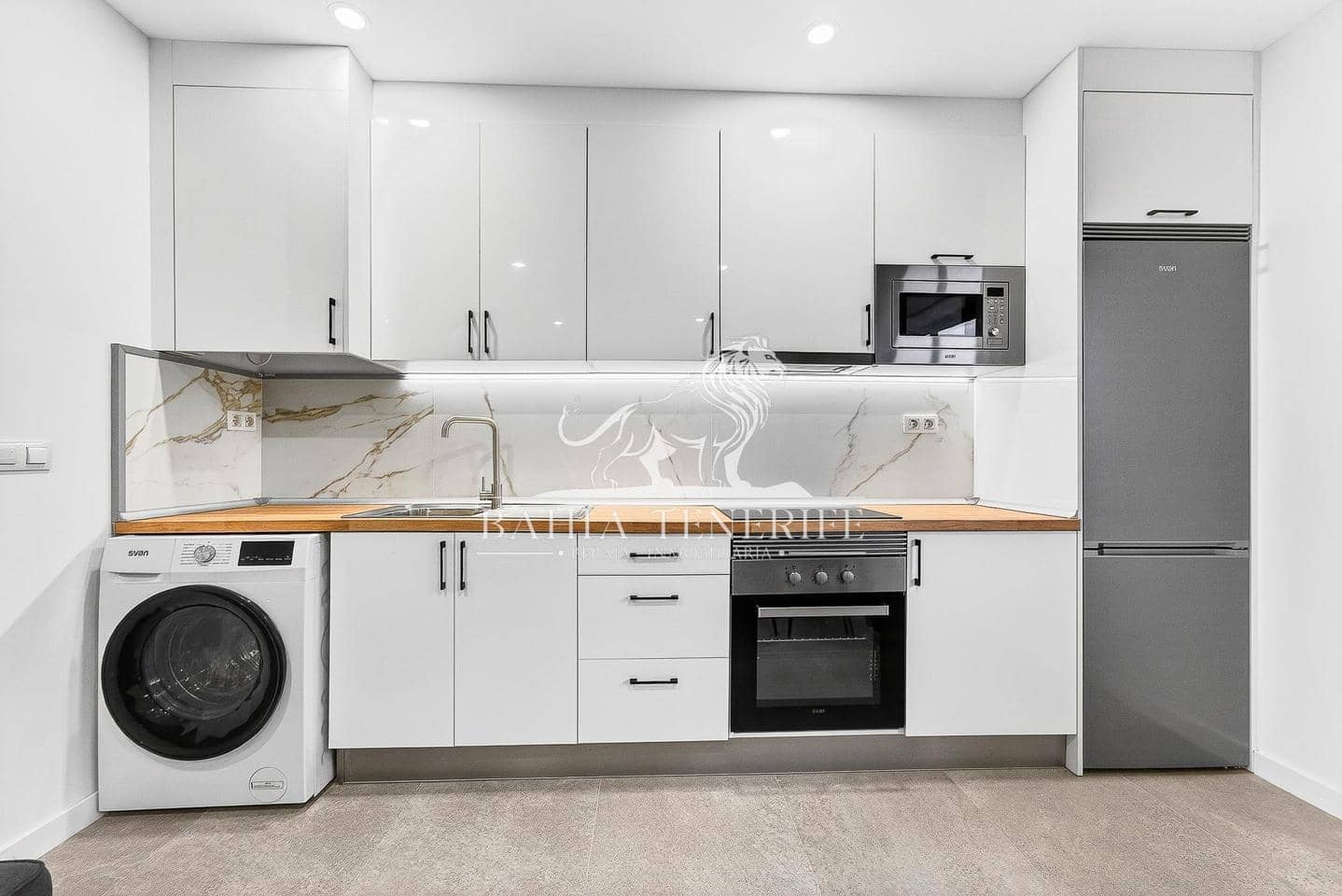 Piso de 1 habitación en Playa de la Arena en venta con piscina - 1.000.000 € (Ref: 9673685)