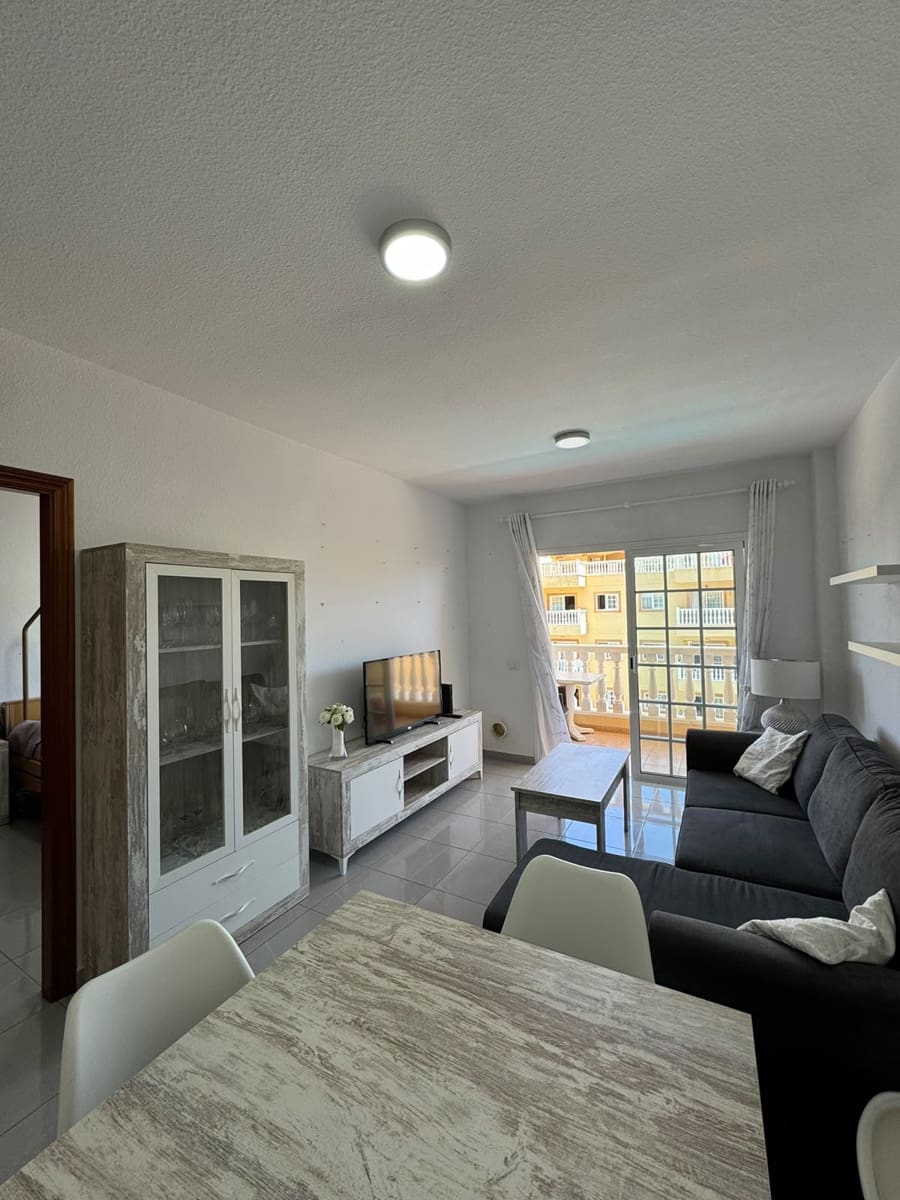 2 sovrum Lägenhet till salu i Adeje med pool garage - 380 000 € (Ref: 10029723)