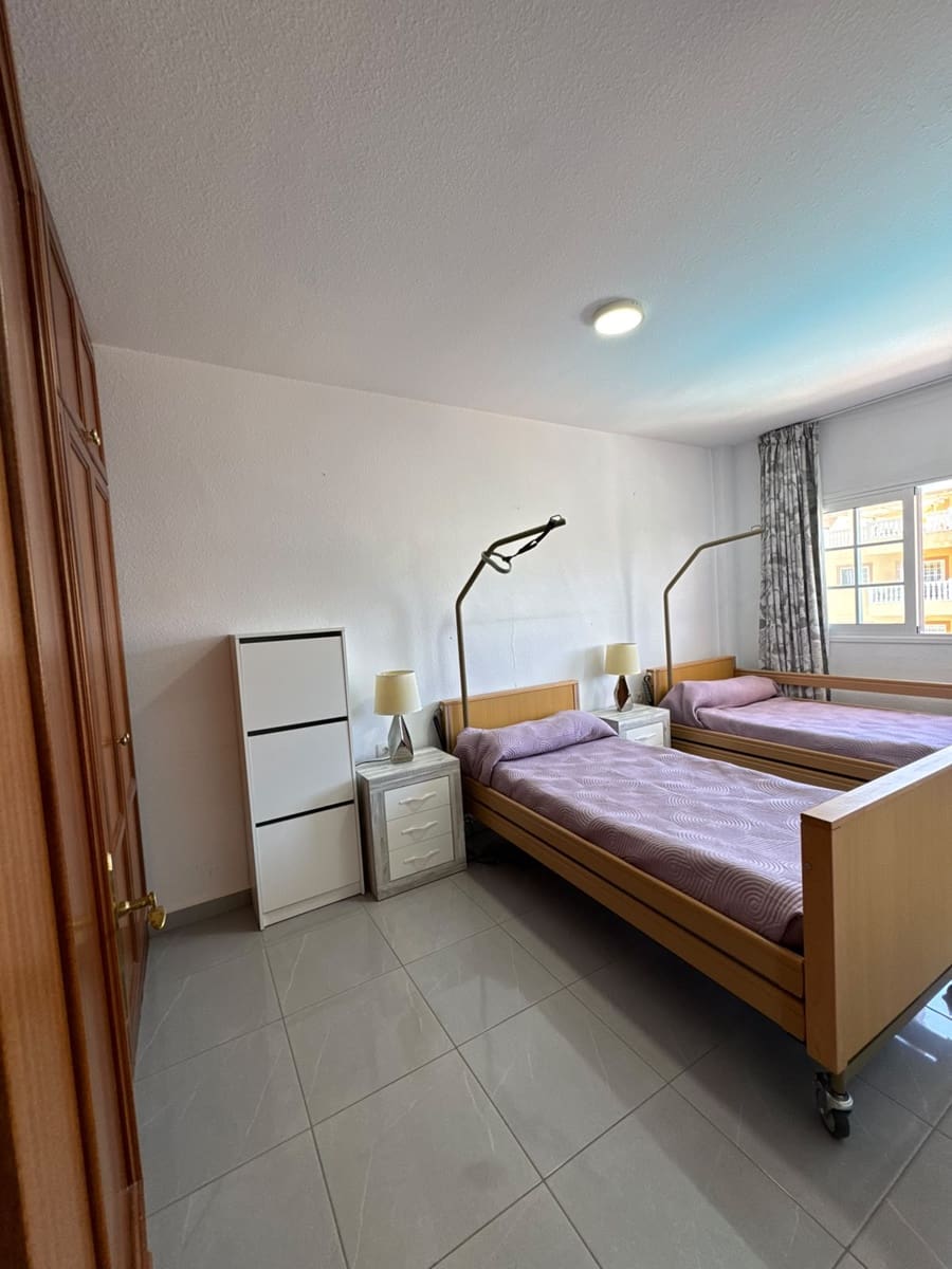 2 sovrum Lägenhet till salu i Adeje med pool garage - 380 000 € (Ref: 10029723)