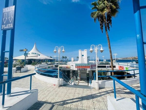 Negocio en Costa Adeje en venta - 65.000 € (Ref: 10185905)