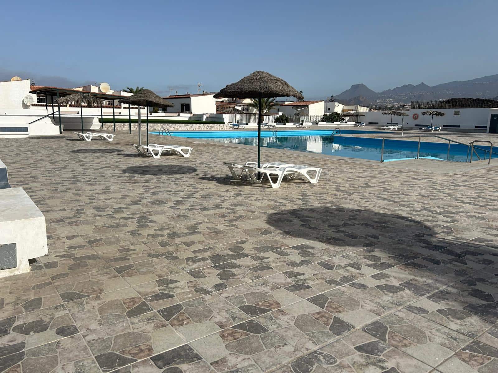 3 soveværelse Lejlighed til salg i Las Galletas - € 299.999 (Ref: 8537534)