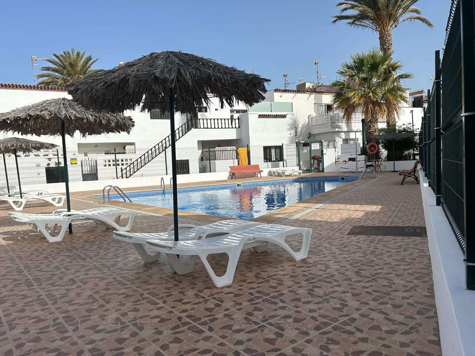 3 soveværelse Lejlighed til salg i Las Galletas - € 299.999 (Ref: 8537534)